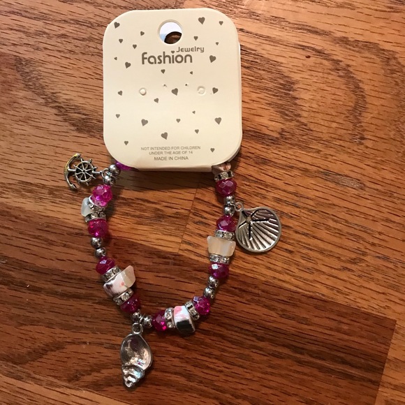 🏝NWT Summer Stretchy Seashell Bracelet (Pink)🏝 - Picture 9 of 13